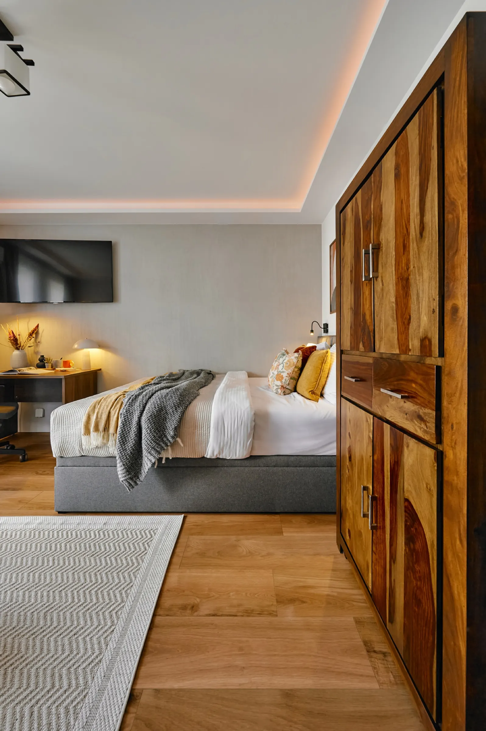 Rosewood wardrobe in the bedroom