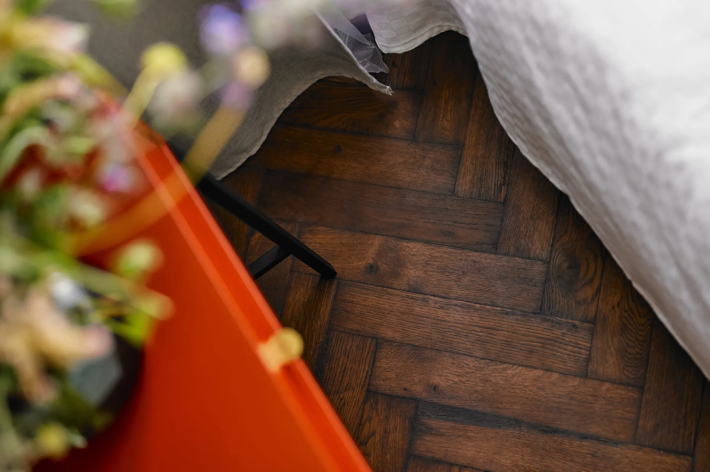 Detail of the oak herringbone floor